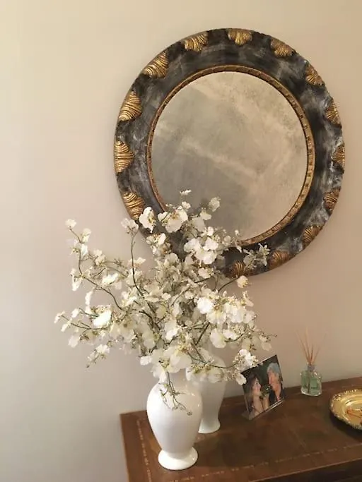Elegant Apartment San Babila ,5 Minutes From Duomo Milano